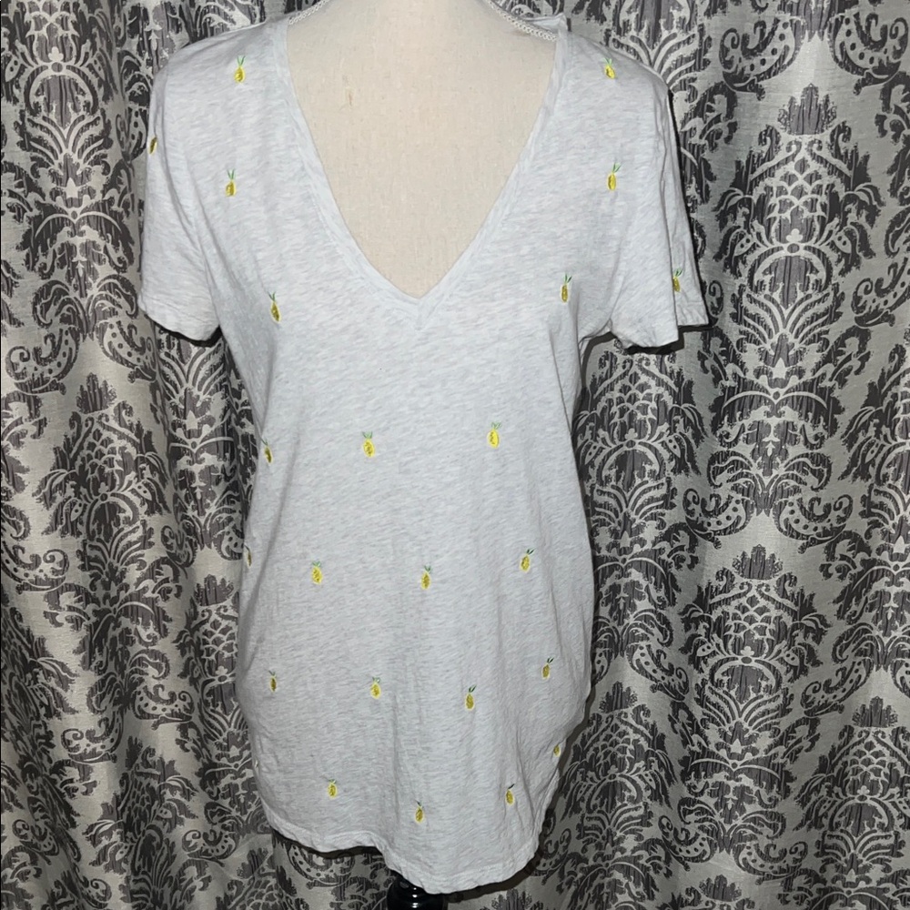 Merona Light Heather Gray Embroidered Lemon Vneck Tee